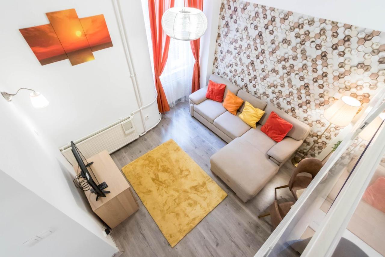Leda'S Apartment Next To The Danube And Fashion Street Budapest Eksteriør bilde